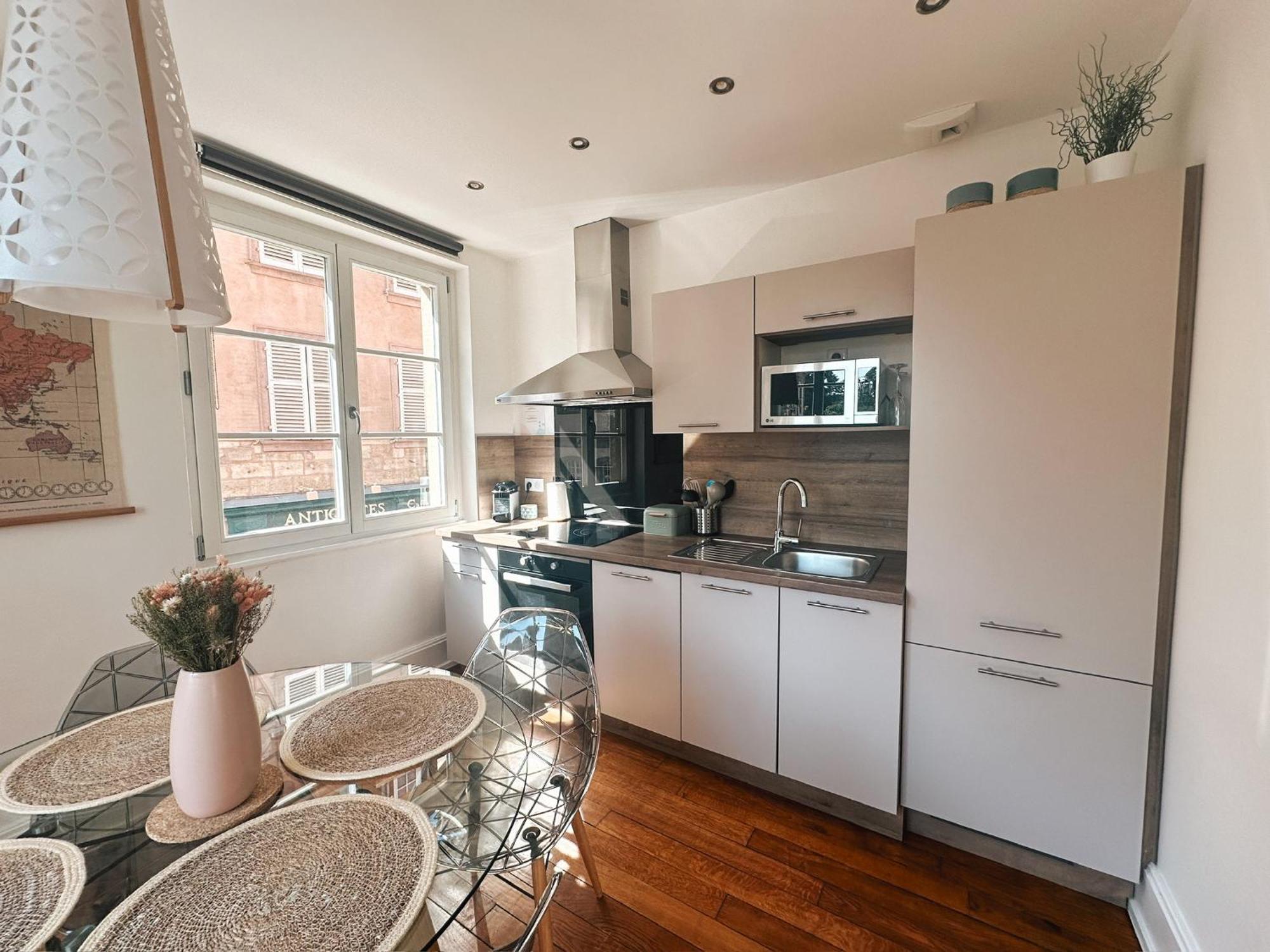Pastel Au Grenier A Sel Apartment Colmar Exterior foto